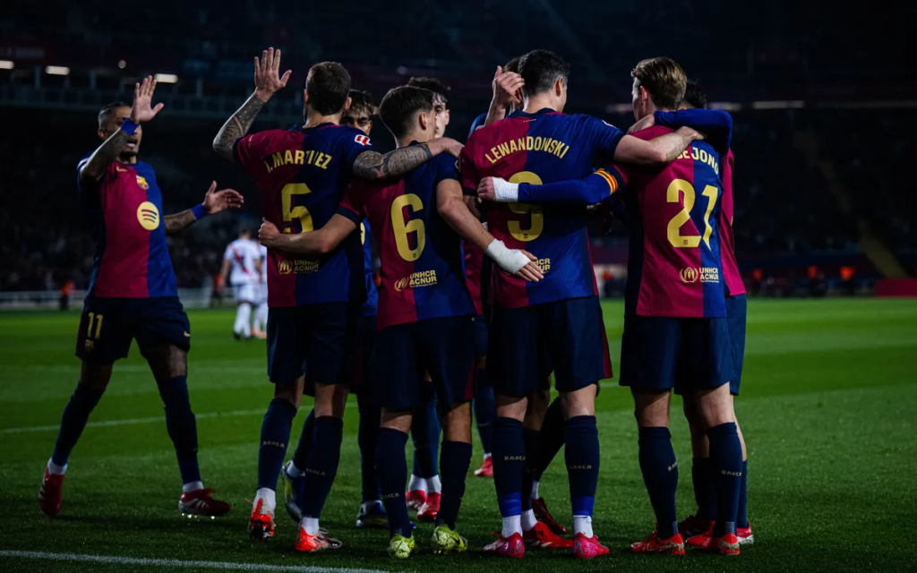 Barcelona đang dần mất đi vị thế ông lớn trong giới túc cầu
