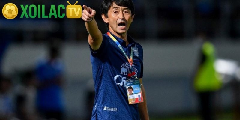 Lùm xùm ĐT Thái Lan sa thải HLV người Nhật Bản, bị tố thiếu trung thực