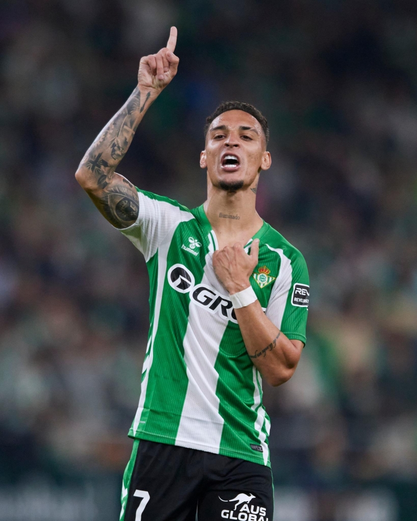 Antony có màn trình diễn ‘cứu rỗi’ Real Betis