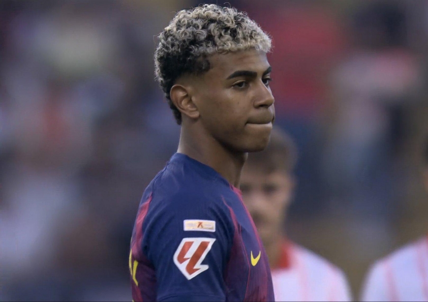 Tập trung đá bóng đi Lamine Yamal!